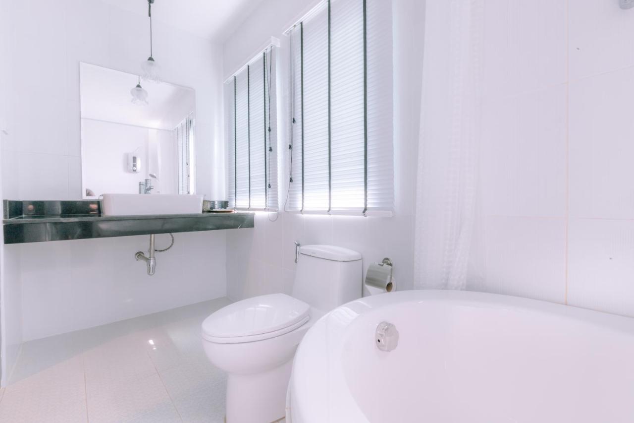 Отель 64House Чиангмай Экстерьер фото